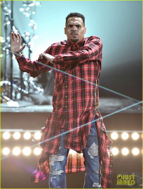 chris brown bet awards 2014|chris brown nederland.